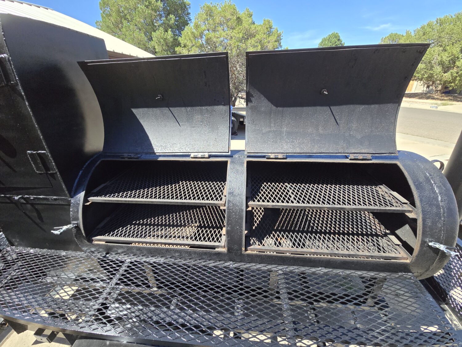 BBQ Smoker Trailer 9