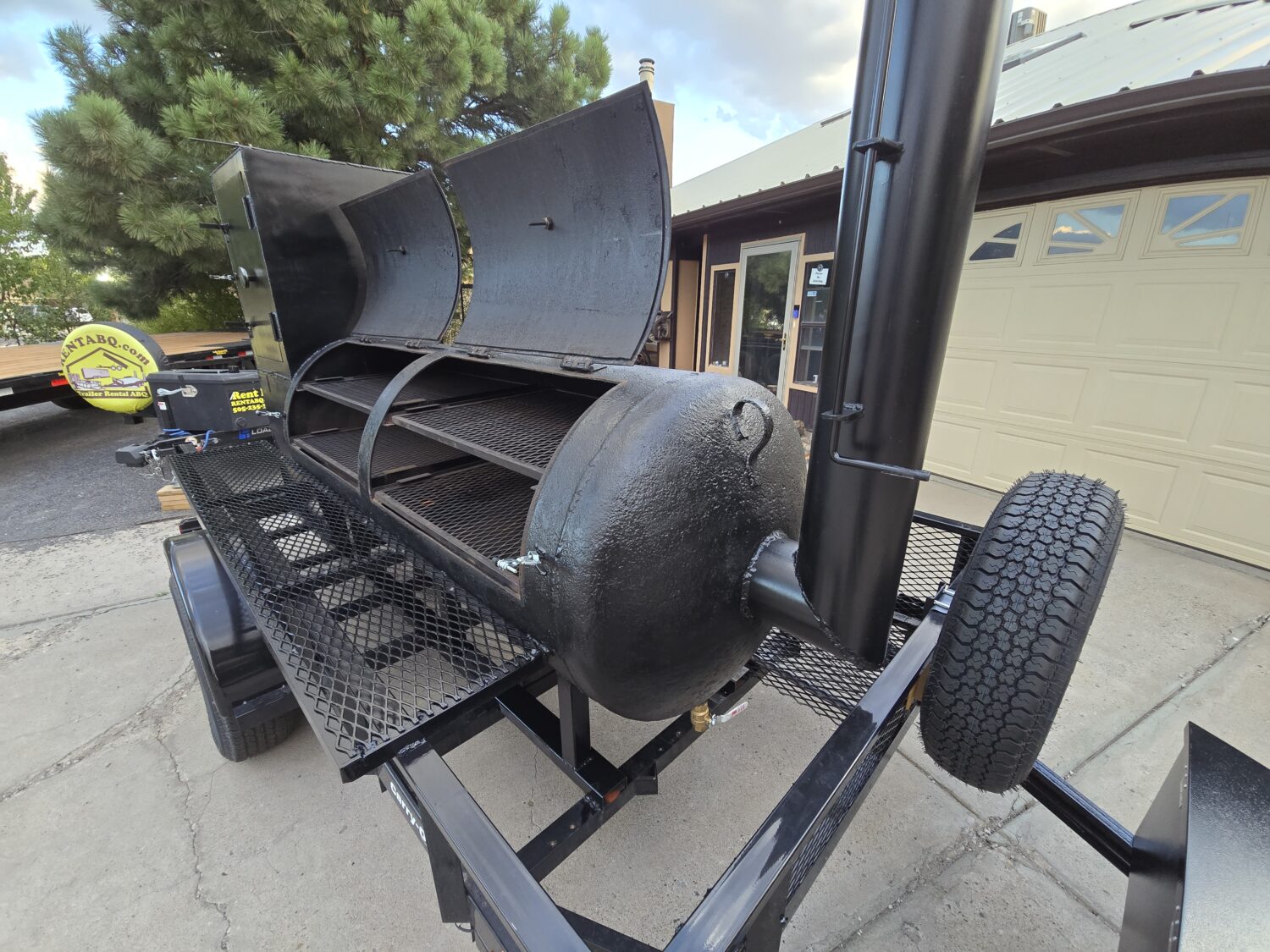 BBQ Smoker Trailer 5
