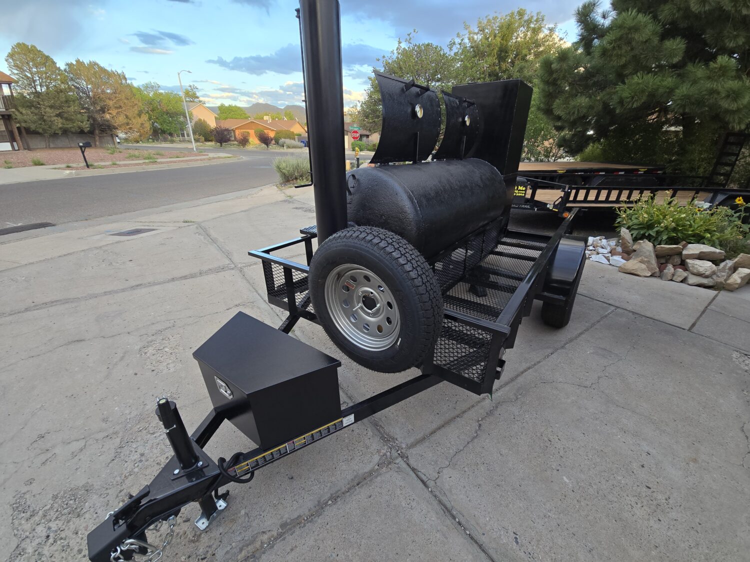 BBQ Smoker Trailer 3
